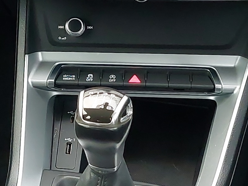 Used Audi Q3 2019 for sale - 76893554: Photo 11