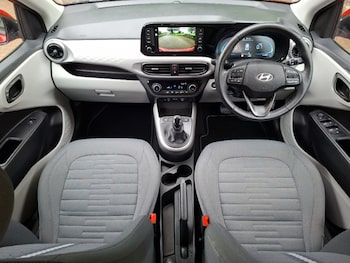 Used Hyundai i10 2025 for sale - 79070465: Photo