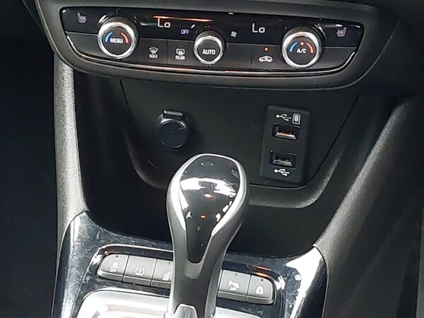 Used Vauxhall Crossland 2022 for sale - 75668882: Photo 11