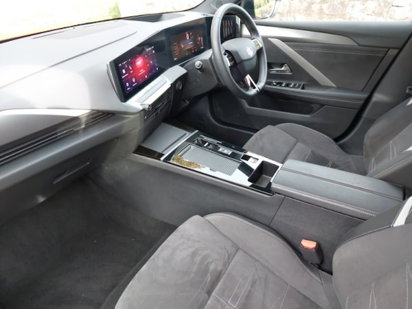 Used Vauxhall Astra 2024 for sale - 76226053: Photo 5