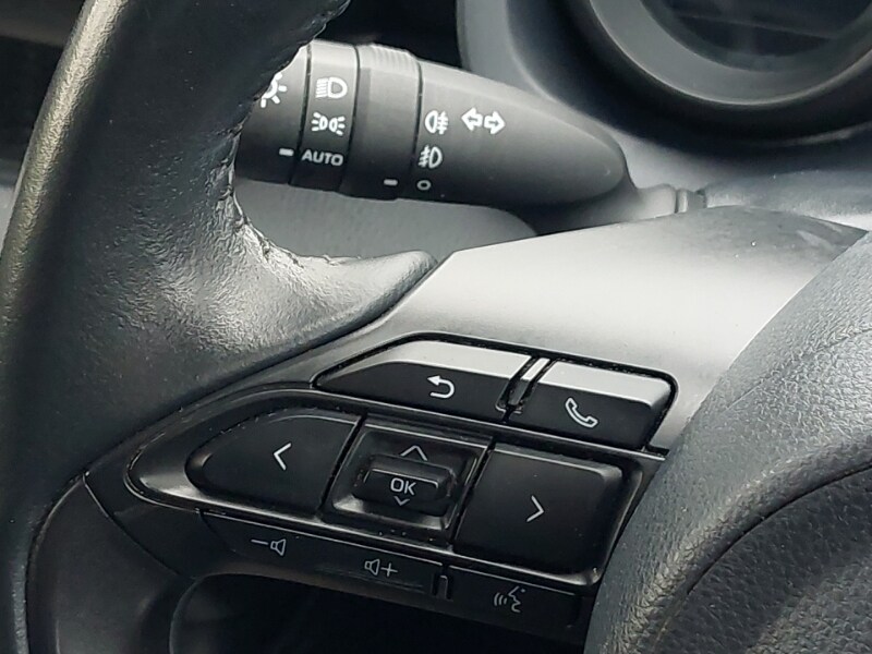 Used Toyota Yaris 2023 for sale - 78141241: Photo 16