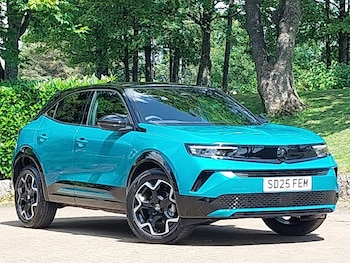 2025 - 1.2 Turbo 136 Ultimate 5dr