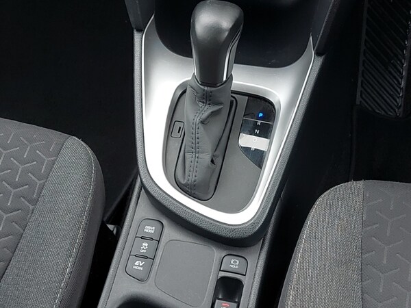 Used Toyota Yaris Cross 2022 for sale - 75780413: Photo 11