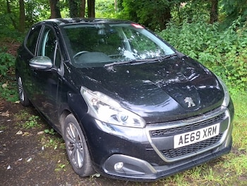 Used Peugeot 208 2019 for sale - 79461619: Photo