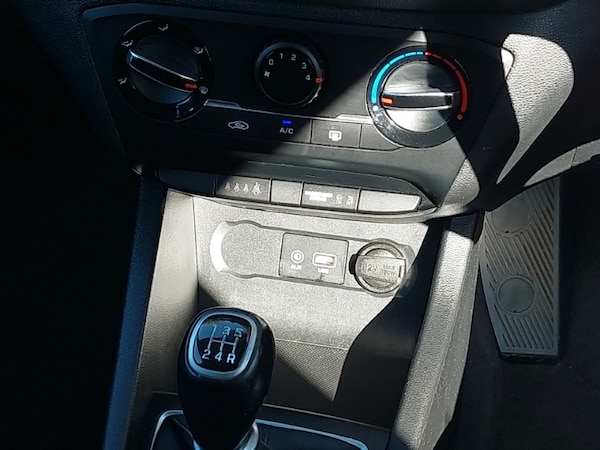 Used Hyundai i20 2017 for sale - 76221226: Photo 11