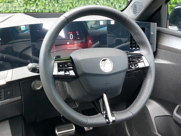 Used Vauxhall Astra 2025 for sale - 75400167: Photo 7