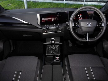 Used Vauxhall Astra 2025 for sale - 75369009: Photo