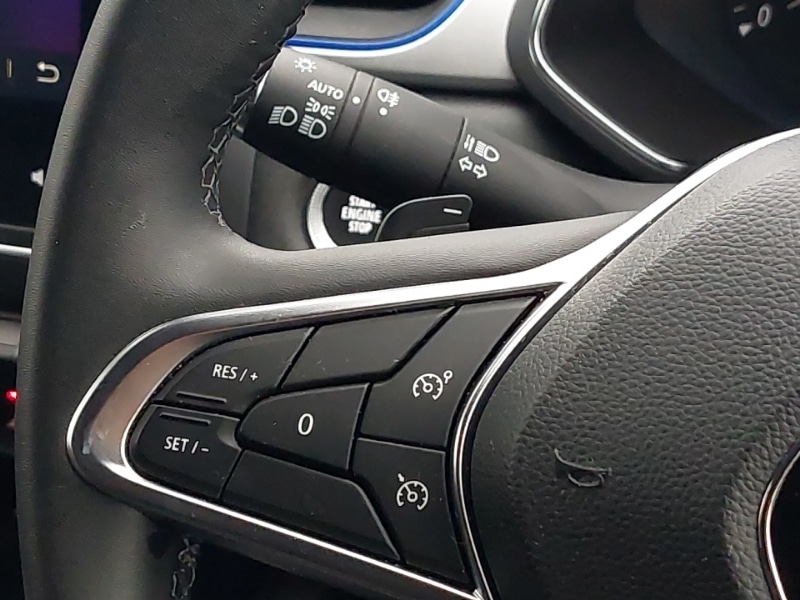 Used Renault Captur 2020 for sale - 77343261: Photo 17