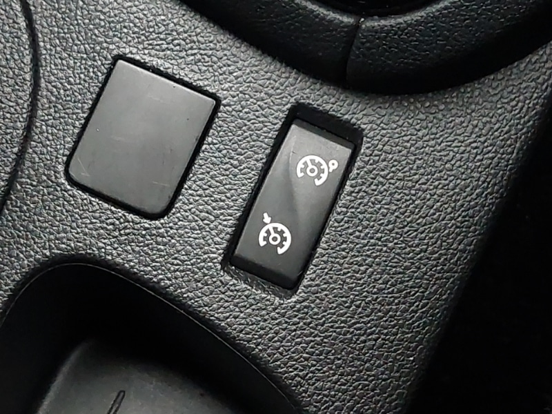 Used Renault Clio 2018 for sale - 77410278: Photo 15