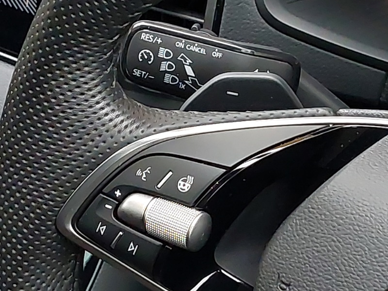 Used Skoda Karoq 2024 for sale - 77252428: Photo 17