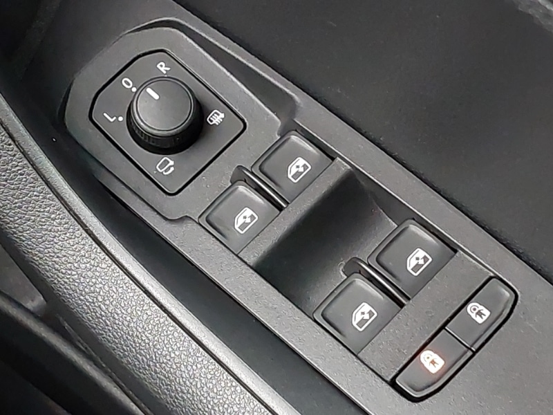 Used Skoda Karoq 2024 for sale - 77252428: Photo 18