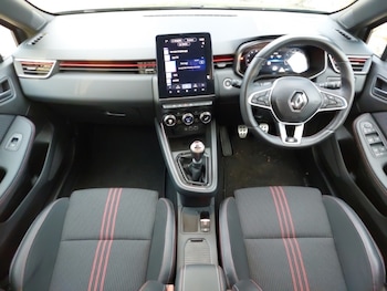 Used Renault Clio 2023 for sale - 77482831: Photo