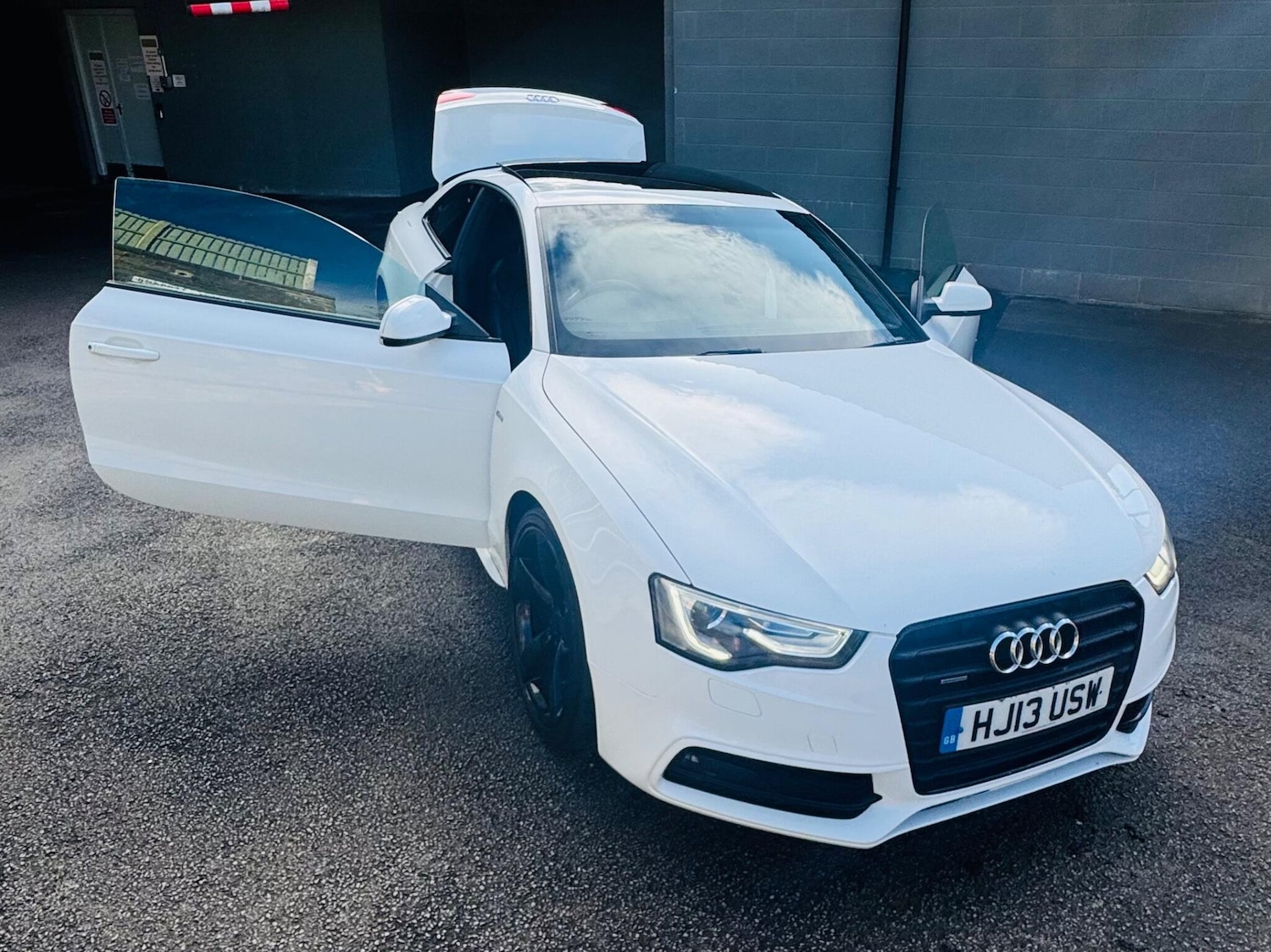 Used Audi A5 2013 for sale - 76887254: Photo 8