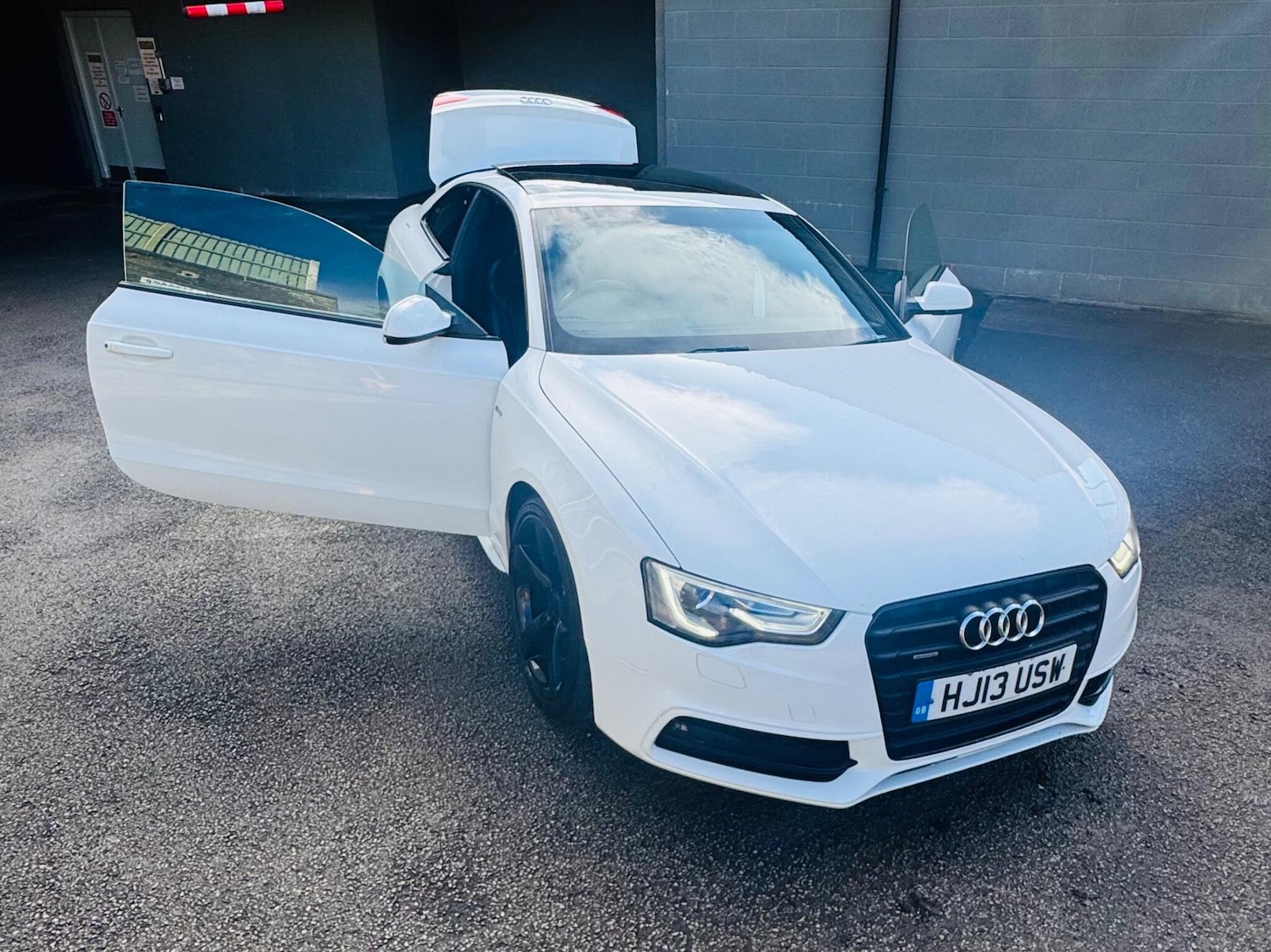 Used Audi A5 2013 for sale - 76887254: Photo 9