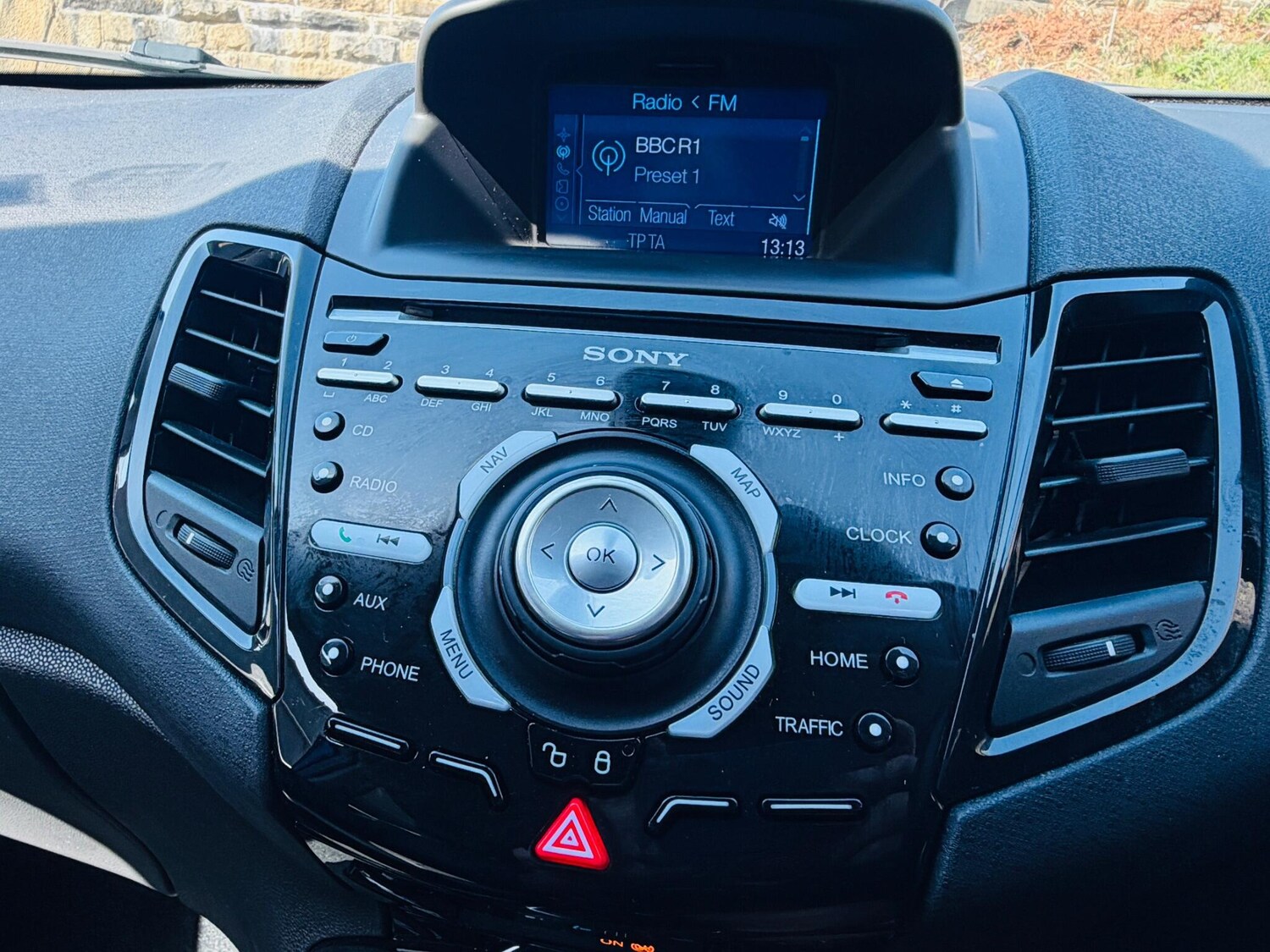 Used Ford Fiesta 2017 for sale - 78171185: Photo 37