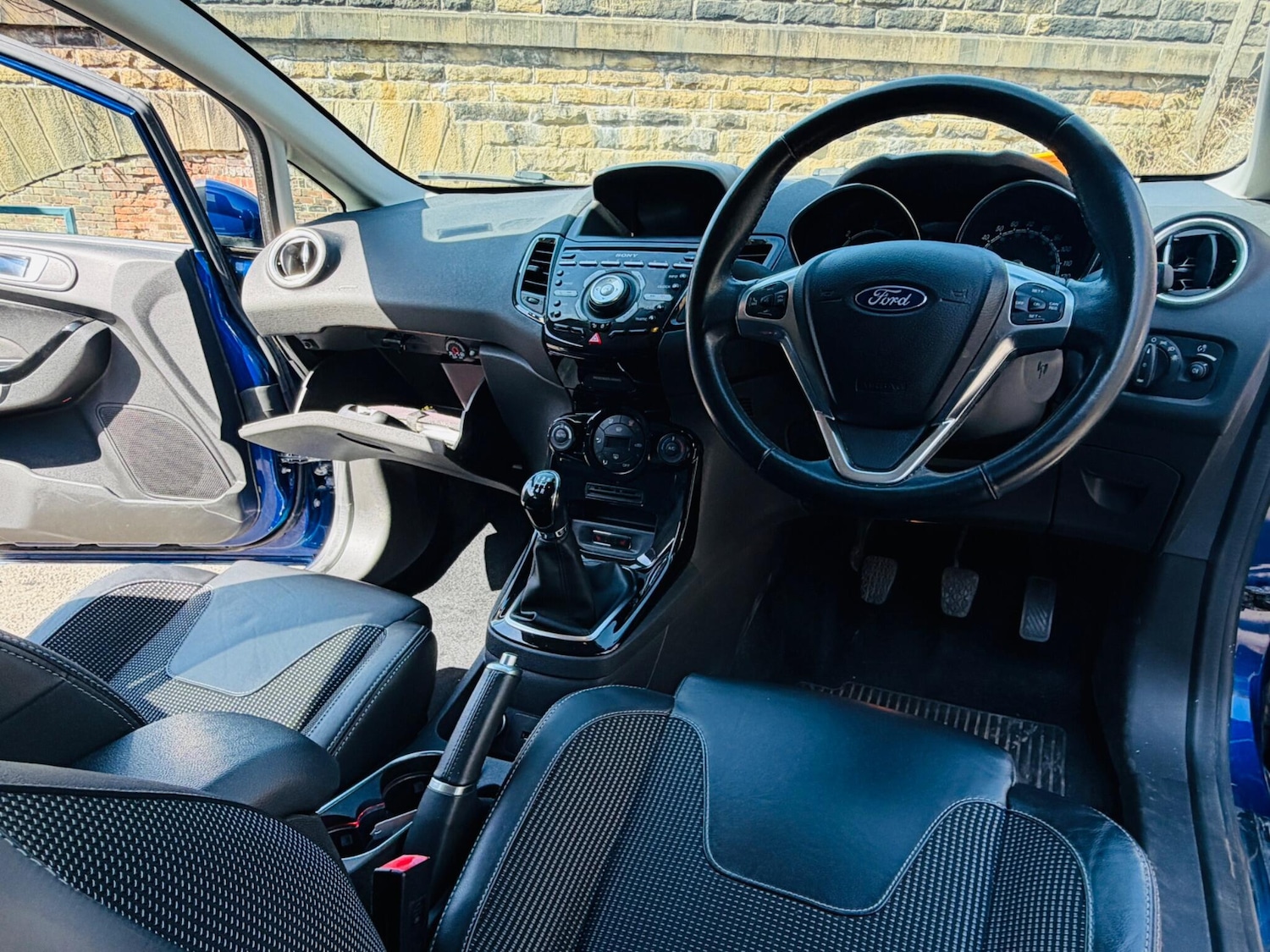 Used Ford Fiesta 2017 for sale - 78171185: Photo 40