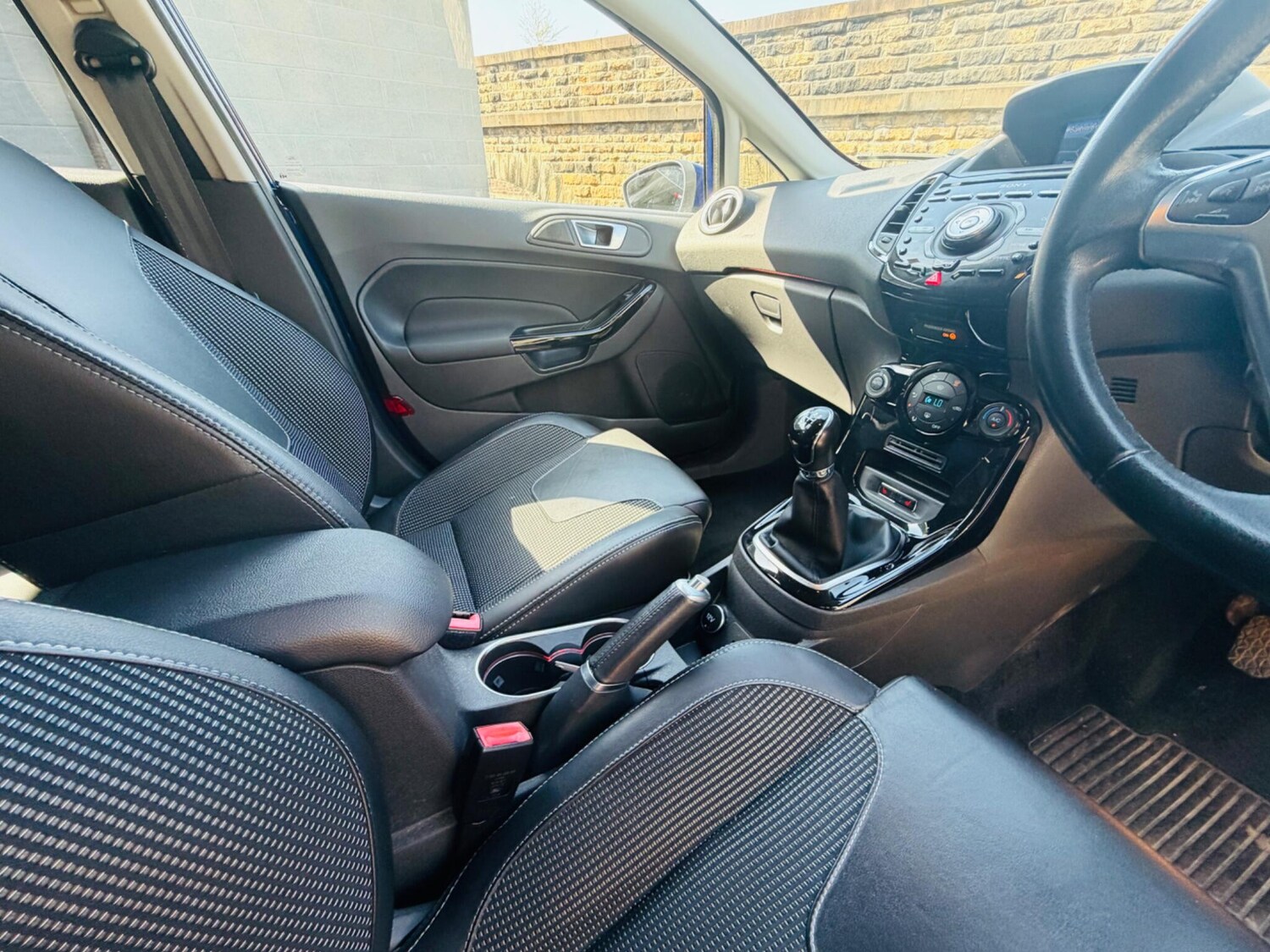 Used Ford Fiesta 2017 for sale - 78171185: Photo 42