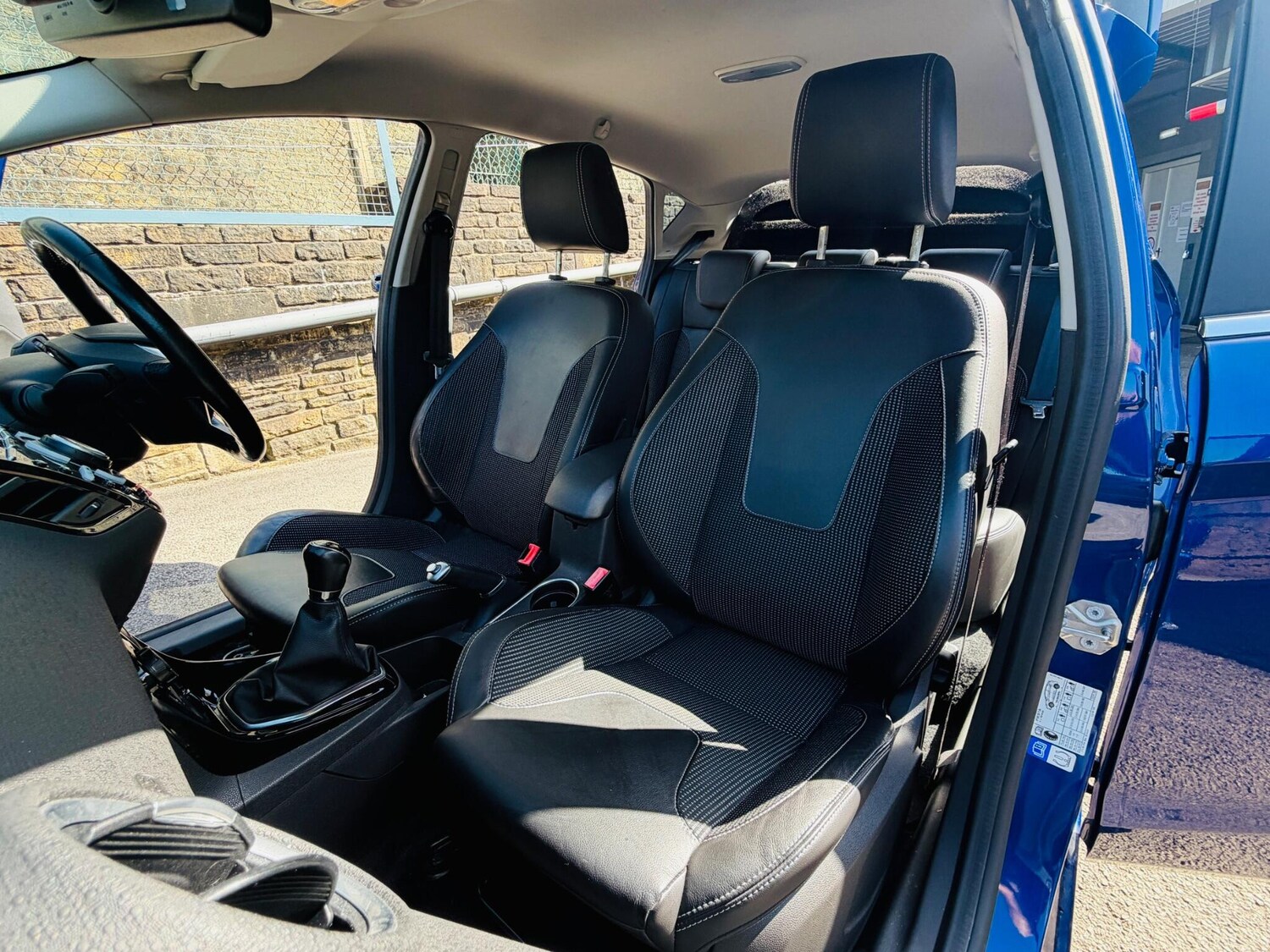 Used Ford Fiesta 2017 for sale - 78171185: Photo 64