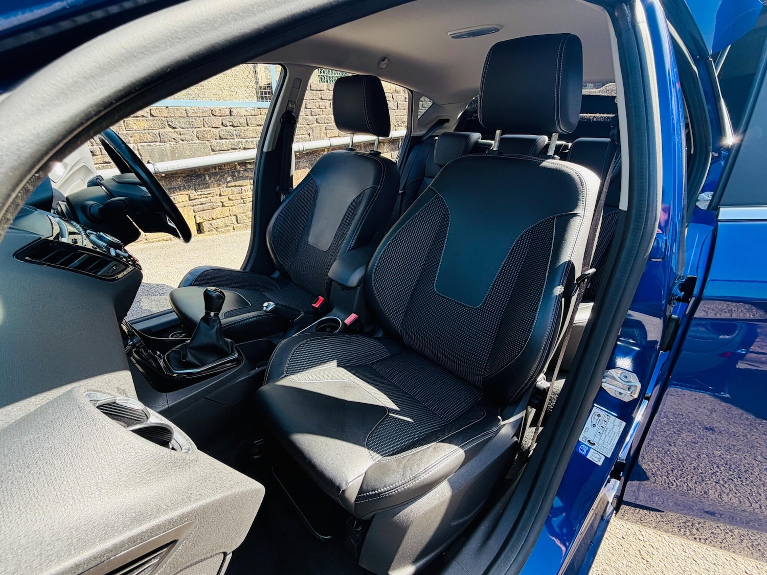 Used Ford Fiesta 2017 for sale - 78171185: Photo 65