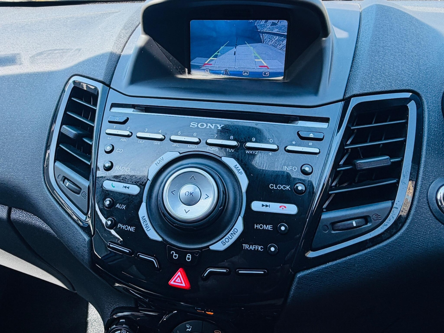 Used Ford Fiesta 2017 for sale - 78171185: Photo 69