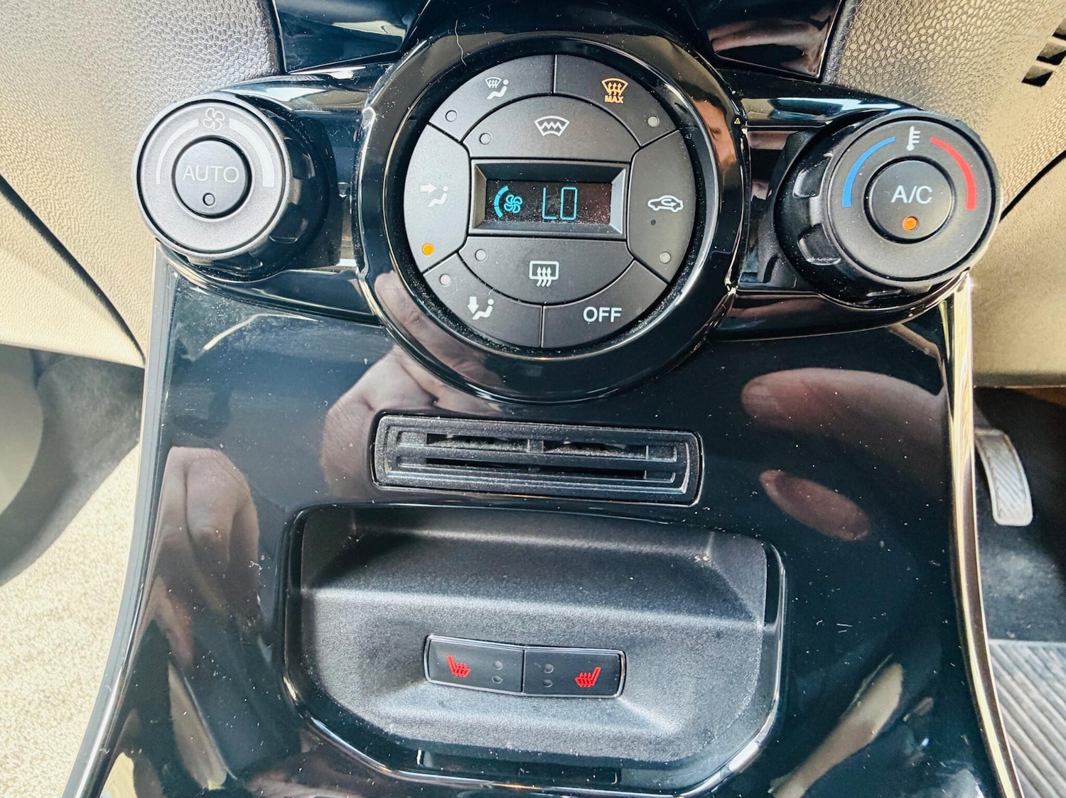 Used Ford Fiesta 2017 for sale - 78171185: Photo 74