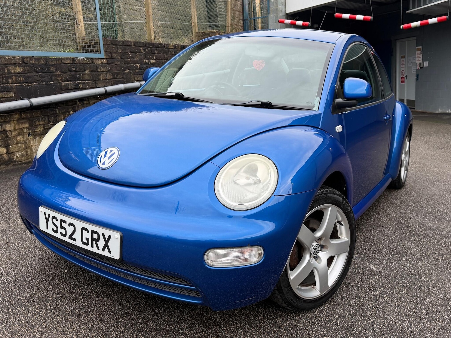 Used Volkswagen Beetle 2002 for sale - 77156012: Photo 2