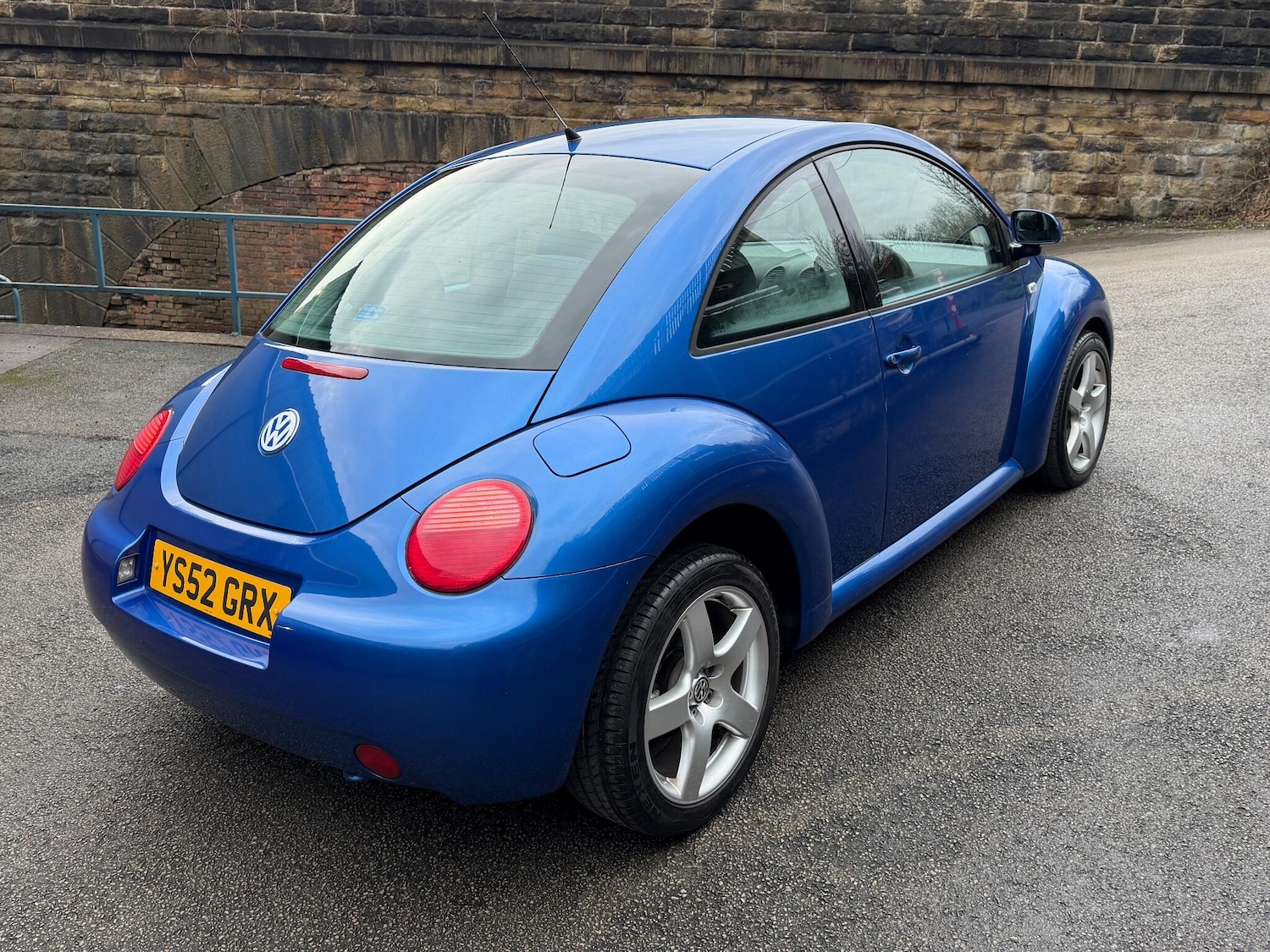 Used Volkswagen Beetle 2002 for sale - 77156012: Photo 28