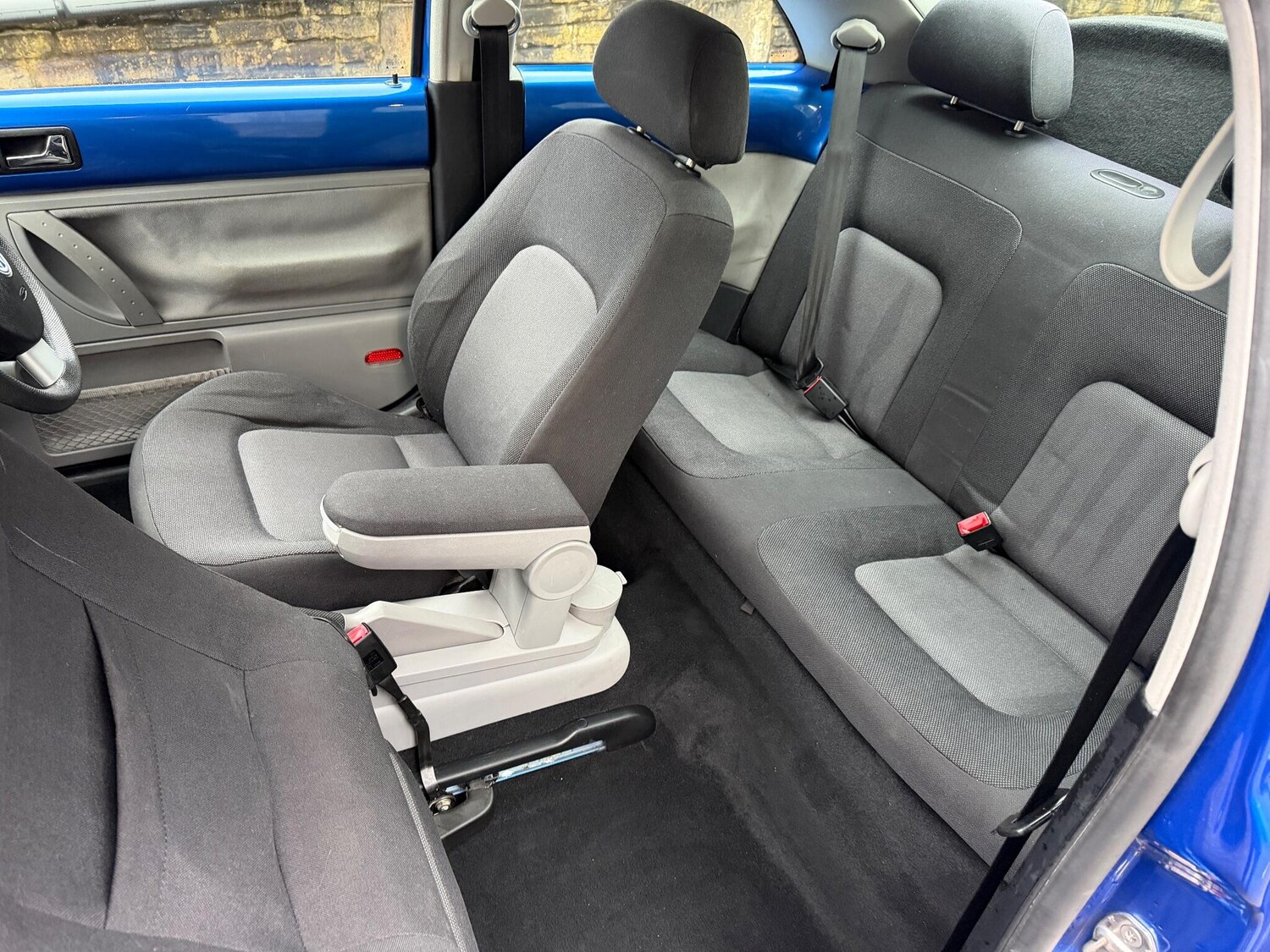 Used Volkswagen Beetle 2002 for sale - 77156012: Photo 39