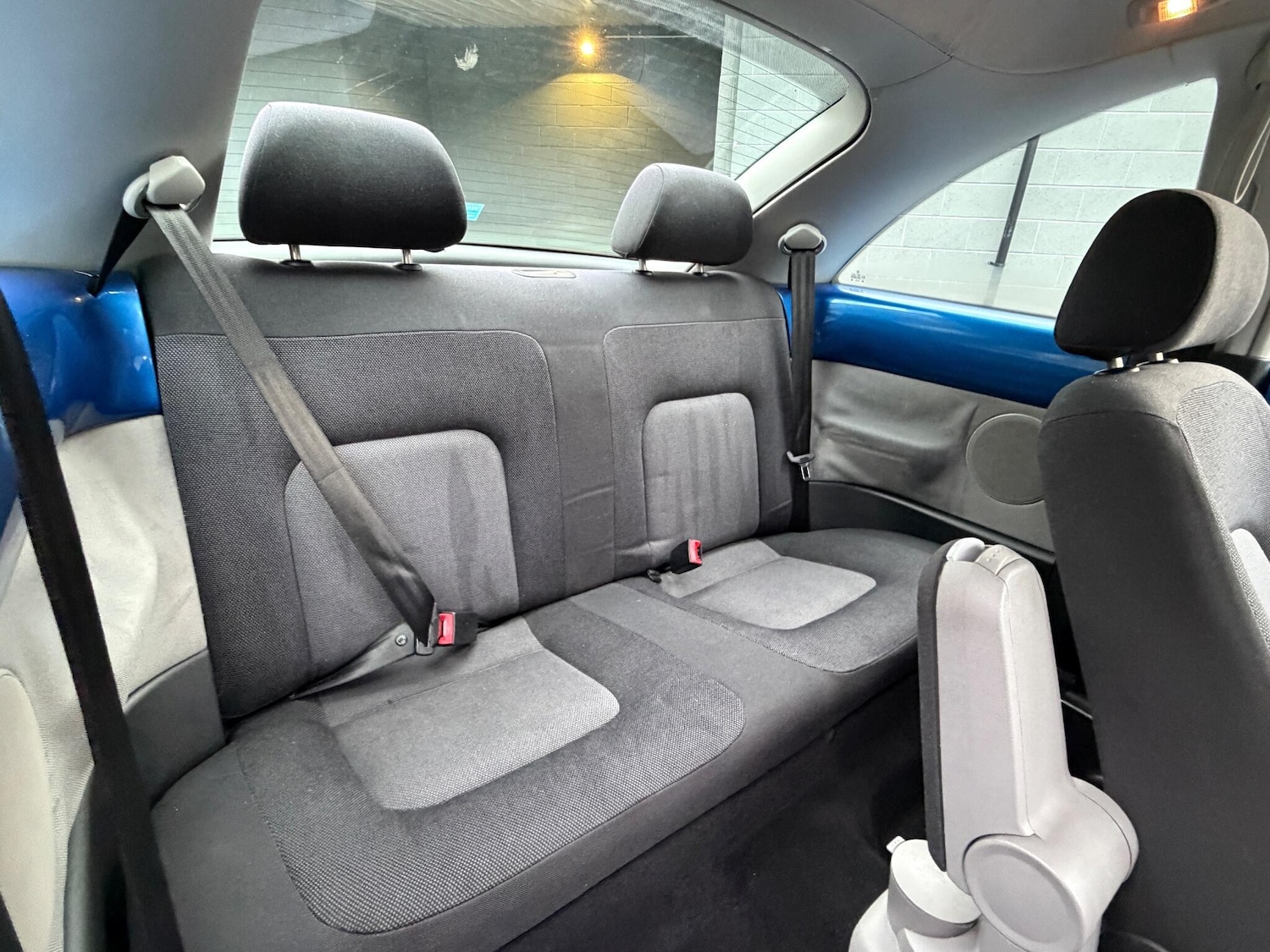 Used Volkswagen Beetle 2002 for sale - 77156012: Photo 40