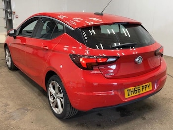 Used Vauxhall Astra 2017 for sale - 79062739: Photo