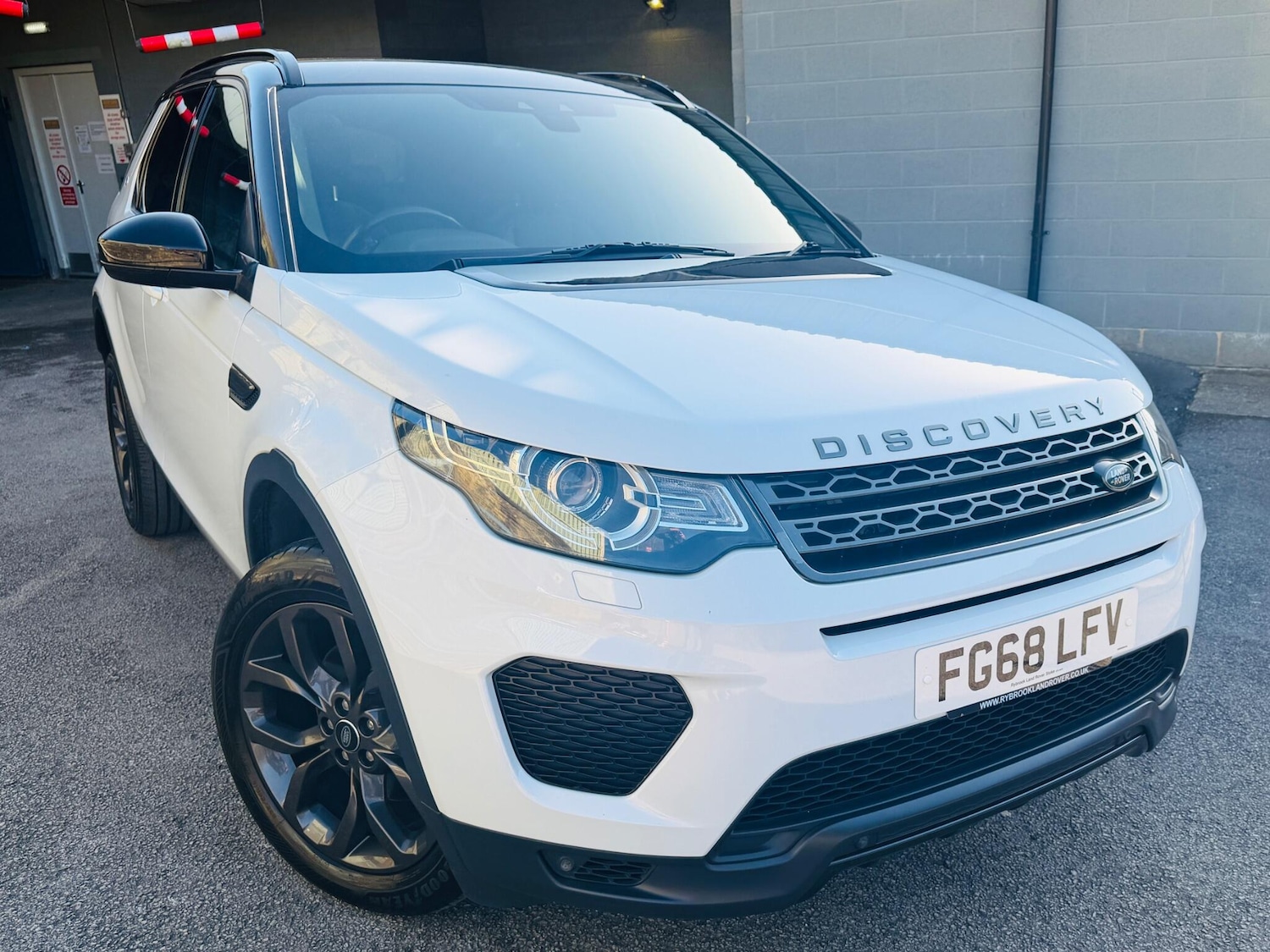 Used Land Rover Discovery Sport 2018 for sale - 77926296: Photo 12