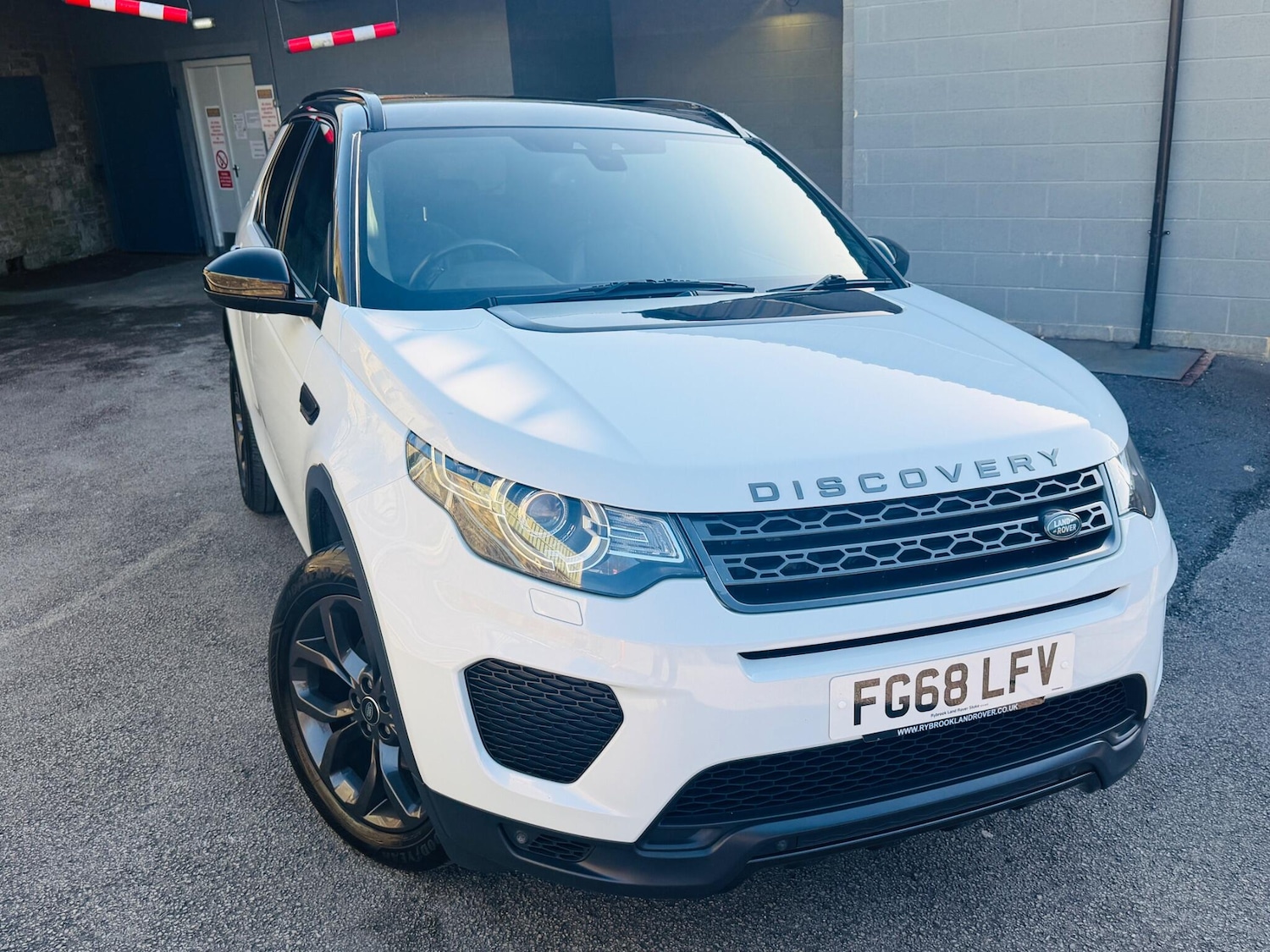 Used Land Rover Discovery Sport 2018 for sale - 77926296: Photo 13