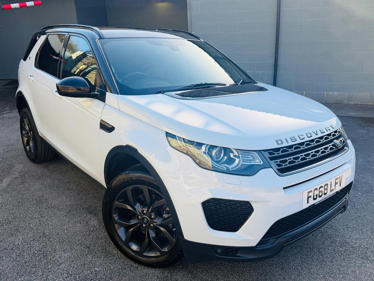 Used Land Rover Discovery Sport 2018 for sale - 77926296: Photo 15