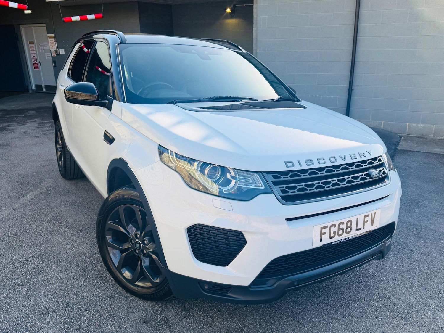 Used Land Rover Discovery Sport 2018 for sale - 77926296: Photo 16