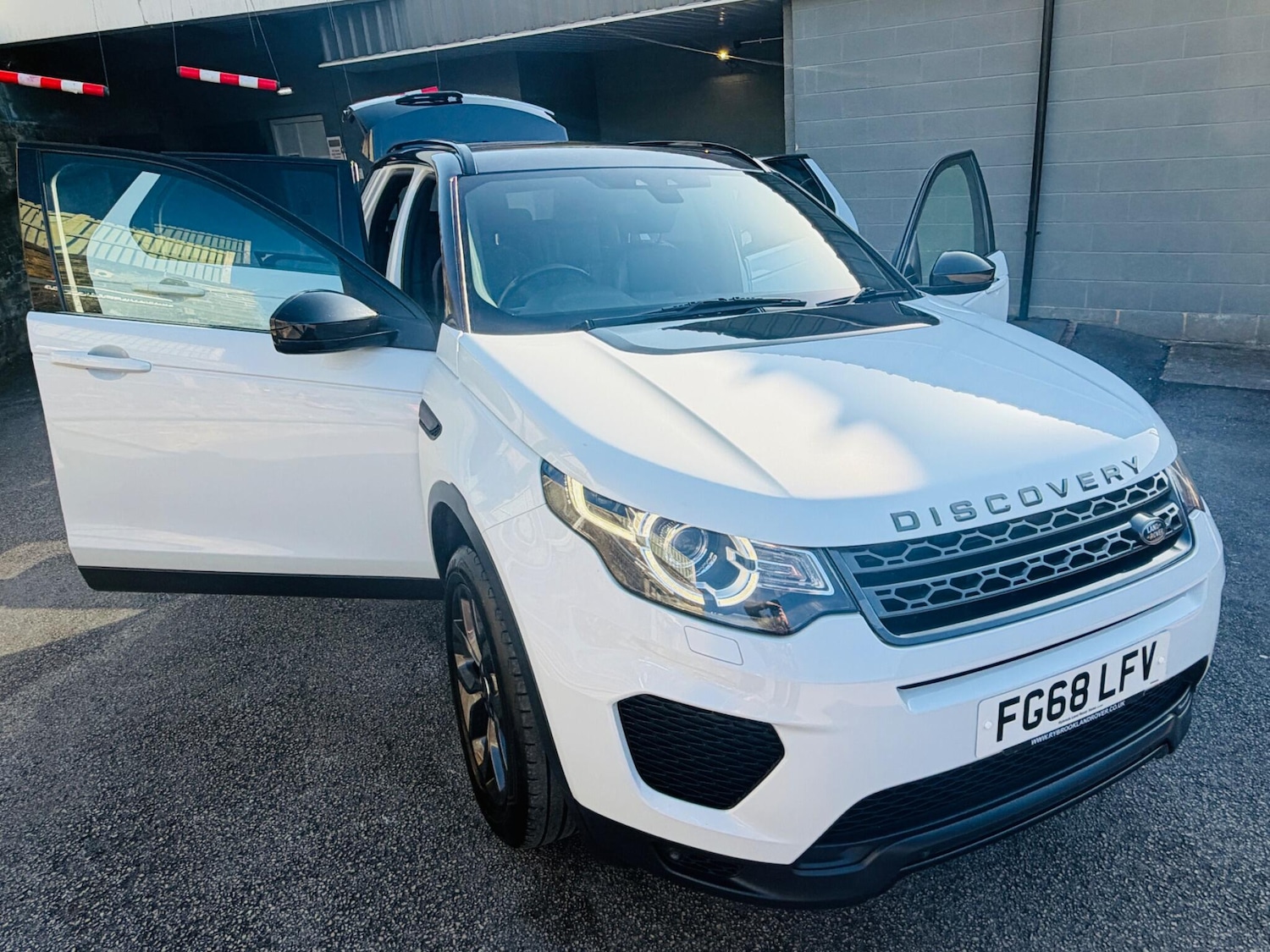 Used Land Rover Discovery Sport 2018 for sale - 77926296: Photo 23