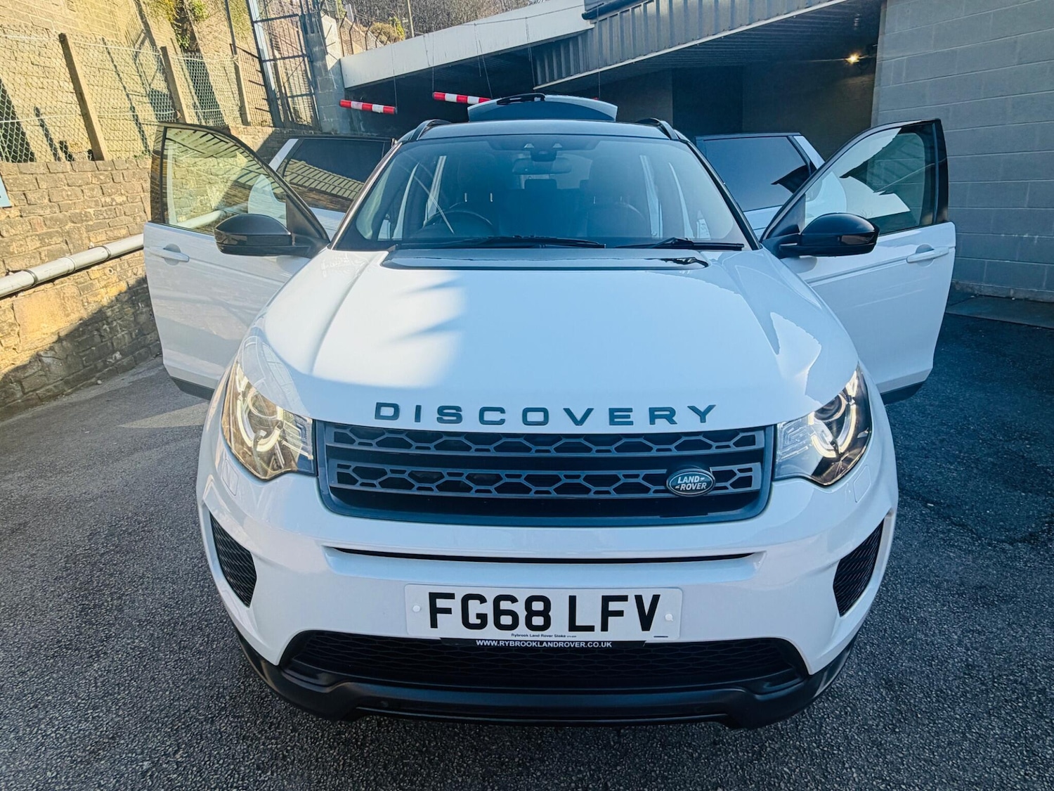 Used Land Rover Discovery Sport 2018 for sale - 77926296: Photo 24