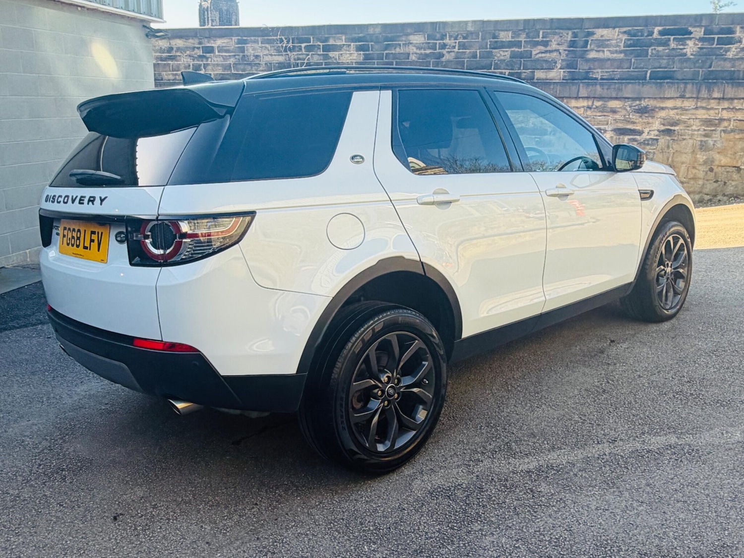 Used Land Rover Discovery Sport 2018 for sale - 77926296: Photo 3
