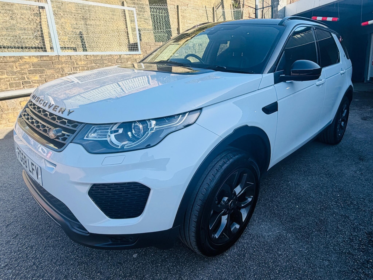 Used Land Rover Discovery Sport 2018 for sale - 77926296: Photo 30