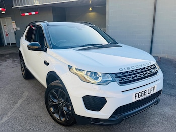 Used Land Rover Discovery Sport 2018 for sale - 77926296: Photo