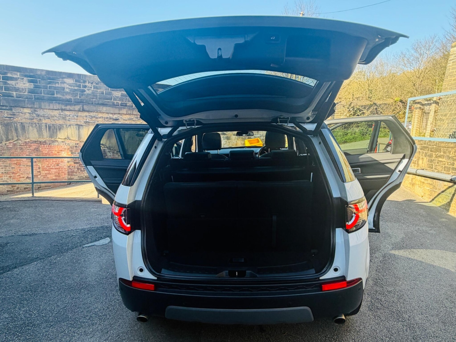 Used Land Rover Discovery Sport 2018 for sale - 77926296: Photo 70