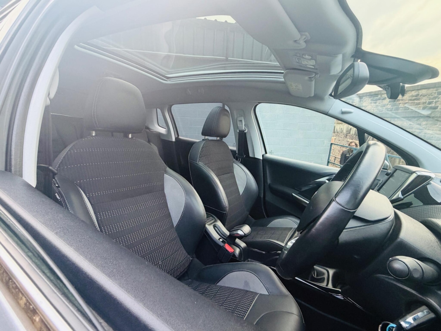 Used Peugeot 2008 2018 for sale - 77768559: Photo 41