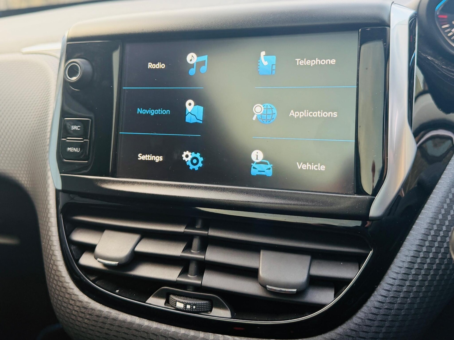 Used Peugeot 2008 2018 for sale - 77768559: Photo 60