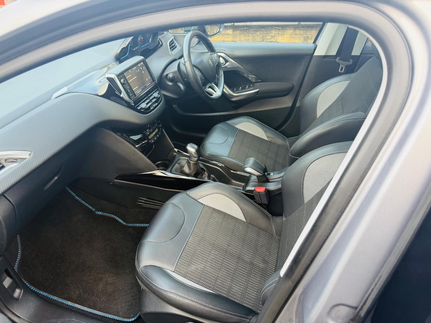 Used Peugeot 2008 2018 for sale - 77768559: Photo 71