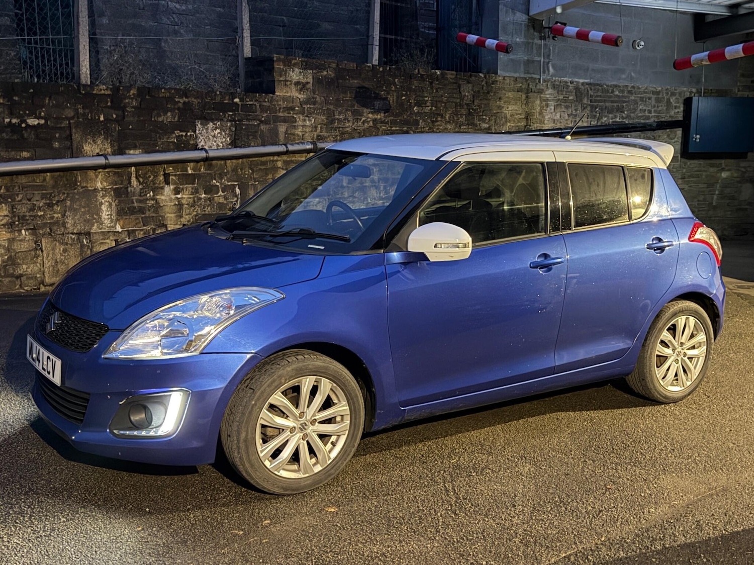 Used Suzuki Swift 2014 for sale - 76936501: Photo 16