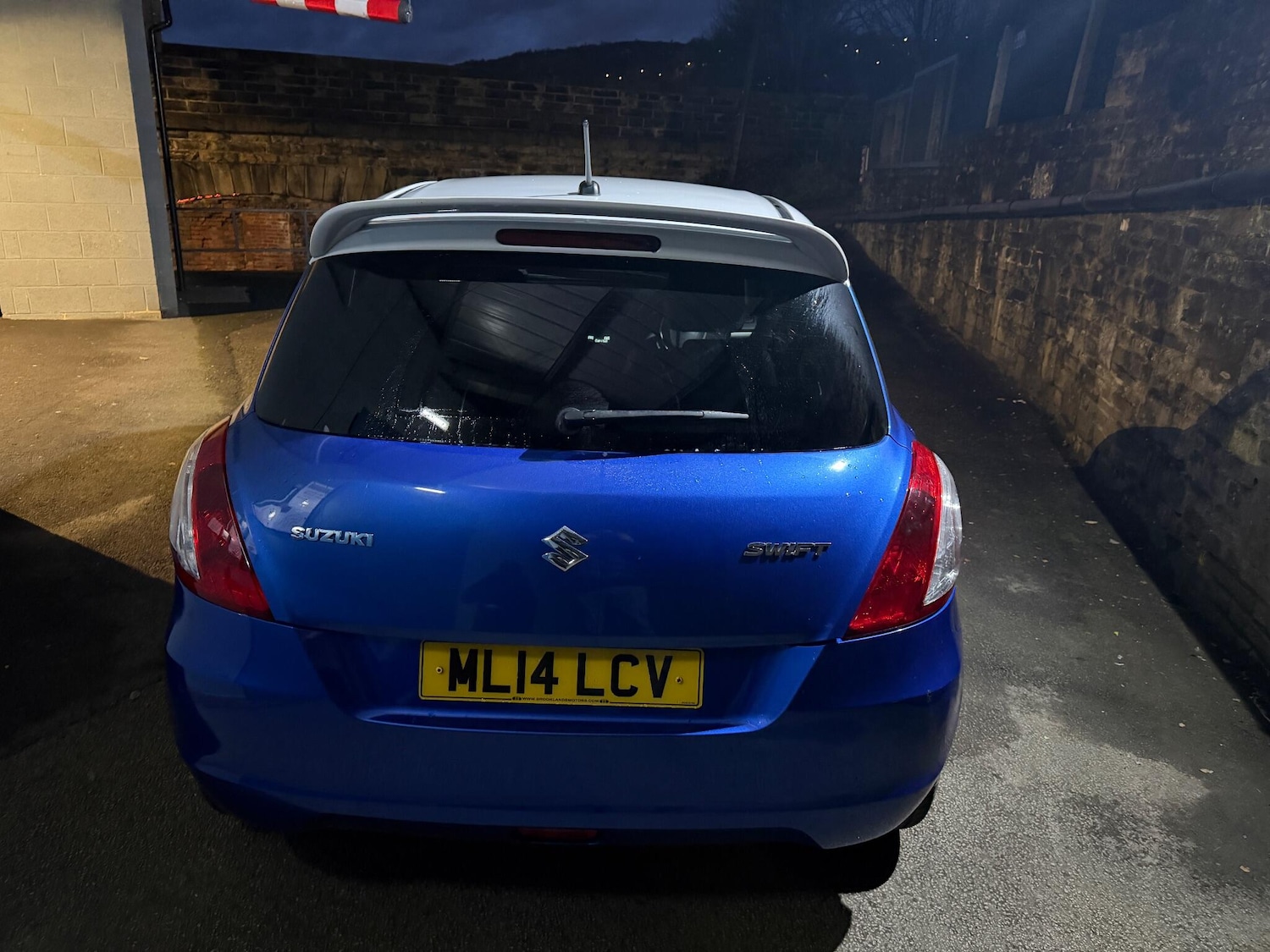 Used Suzuki Swift 2014 for sale - 76936501: Photo 20