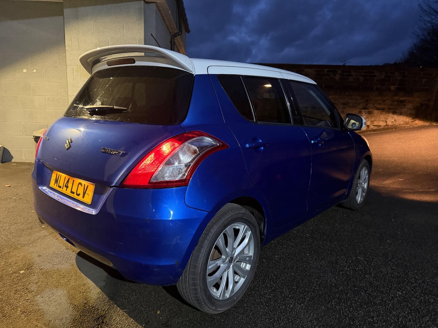 Used Suzuki Swift 2014 for sale - 76936501: Photo 28