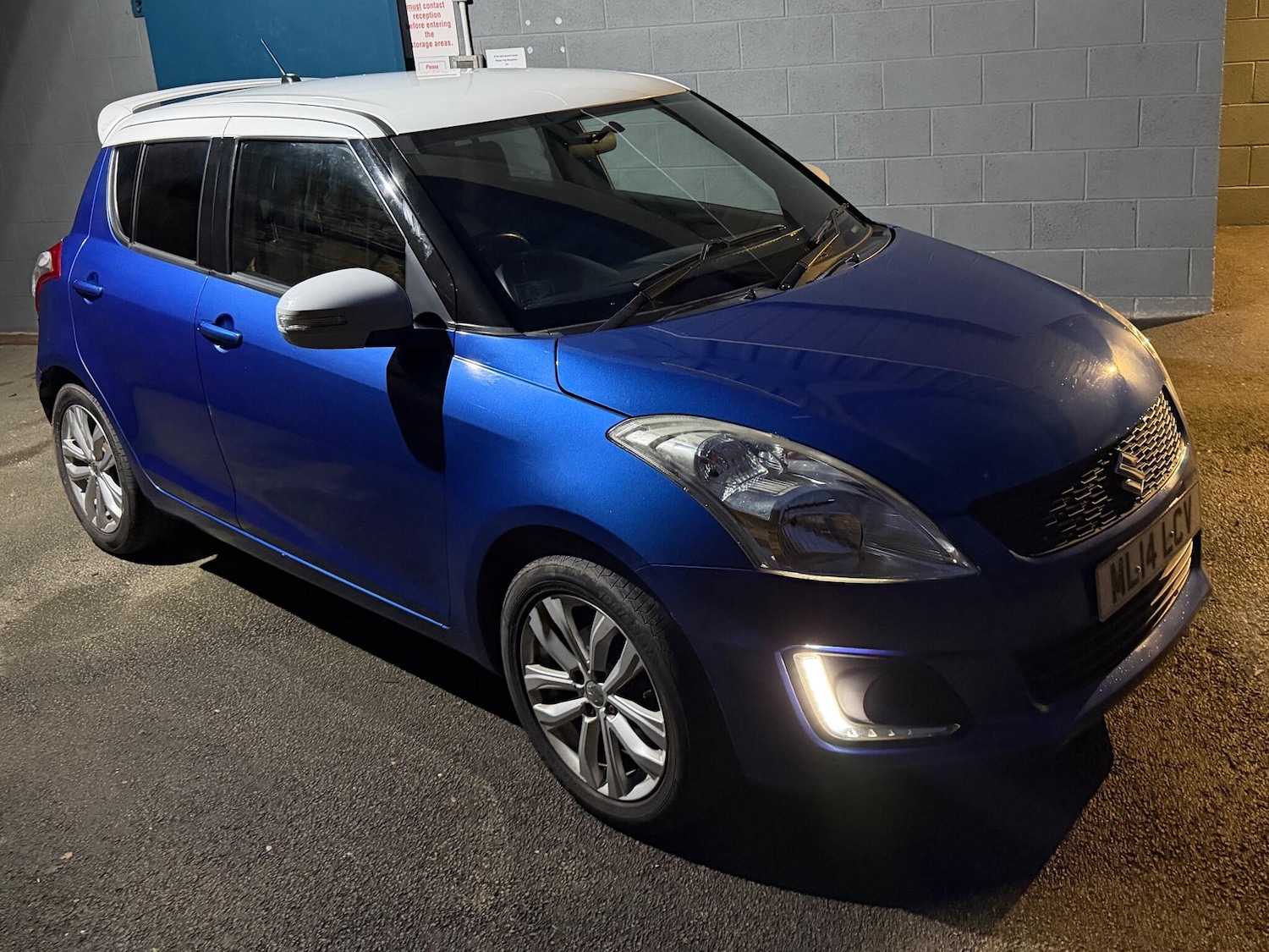 Used Suzuki Swift 2014 for sale - 76936501: Photo 3