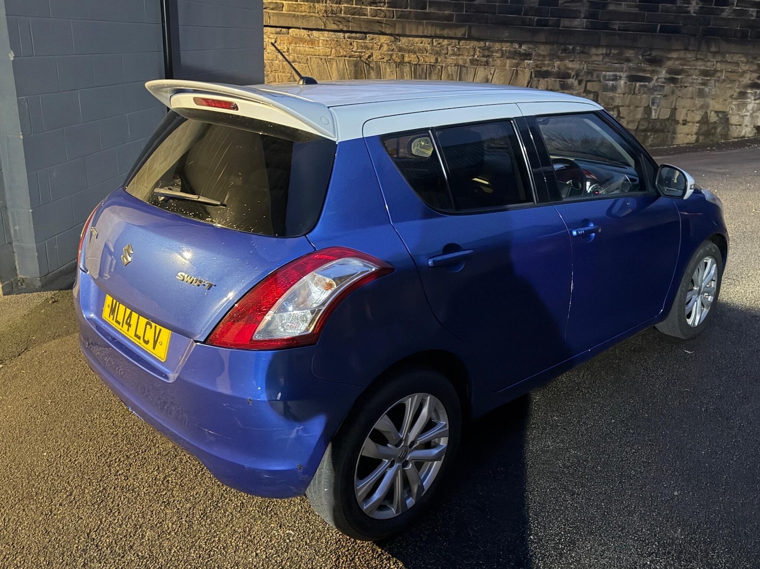 Used Suzuki Swift 2014 for sale - 76936501: Photo 30