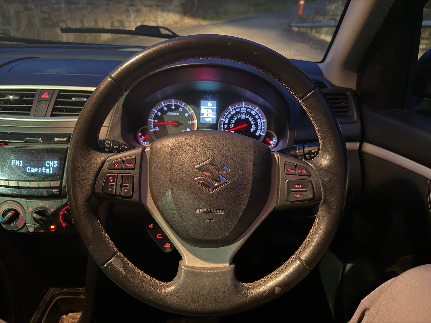 Used Suzuki Swift 2014 for sale - 76936501: Photo 39