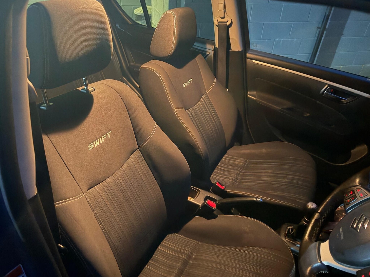 Used Suzuki Swift 2014 for sale - 76936501: Photo 40